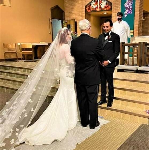 Custom cathedral veil with blush ombre 3D petals main image 7